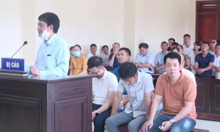 Bị cáo Lê Văn Nam - nguyên Phó giám đốc Sở VH-TT-DL Thanh Hóa khi bị xét xử