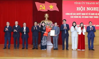 Thanh Hóa công bố các quyết định về tổ chức bộ máy và cán bộ