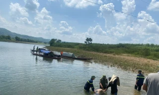 Nam sinh tử vong do đuối nước trên sông Mã