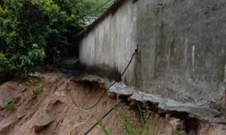 Mưa lớn, Thanh Hóa sơ tán hàng trăm người ở huyện biên giới 