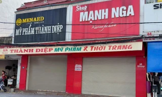 Nhiều cửa hàng kinh doanh thời trang, mỹ phẩm 'bất ngờ' đóng cửa