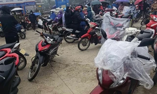 Công nhân ở Thanh Hóa ngừng việc để đòi quyền lợi 