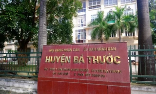 Trưởng phòng giáo dục bị kỷ luật do có quan hệ ngoài hôn nhân với nữ giáo viên