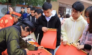 Tưng bừng hoạt động vui xuân ở Thanh Hoá ngày mồng 4 Tết