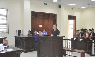 Đâm chết quản lý chợ do mâu thuẫn dừng xe gây cản trở giao thông