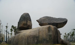 Xuất hiện Hòn Trống Mái mới ở Thanh Hoá