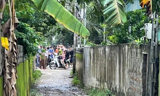 Thanh Hoá: 2 người đàn ông bị điện giật tử vong khi đang đẩy xe tang