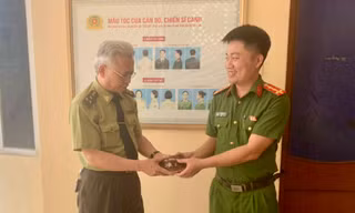 Cơ quan công an bàn giao các các thể cho Trung tâm cứu hộ, bảo tồn và phát triển sinh vật, Vườn Quốc gia Cúc Phương chăm sóc, nuôi dưỡng
