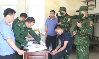 Khống chế đối tượng vận chuyển 12.000 viên ma tuý