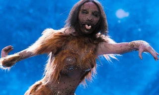 Phần thi trang phục dân tộc gây tranh cãi 