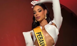 Một hoa hậu bị chê mặc phản cảm khi đăng quang