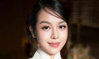 Thanh Thủy dự lễ kỷ niệm 65 năm ngày sinh Nhật hoàng Naruhito 