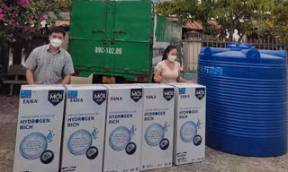Đem máy lọc, bồn chứa nước tới các điểm trường ở huyện miền núi Vĩnh Thạnh