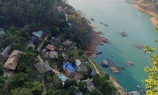 Khám phá vẻ đẹp bản Mường Đá Bia