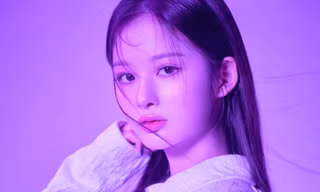 Dân mạng "nổi đóa" vì Sullyoon (NMIXX) bị fan trách móc vô lý, bật khóc giữa fansign