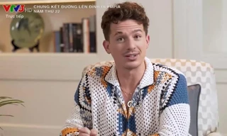 Charlie Puth bất ngờ xuất hiện ở Chung kết Olympia 2022: "Superman Cần Thơ" hóa thầy giáo tiếng Anh!