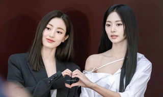 Jihyo TWICE dính thị phi vì cảnh quay nghi nhại lại video xin lỗi của Tzuyu năm xưa