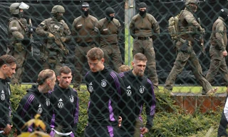 Đội tuyển Đức rèn luyện với lính đặc nhiệm trước thềm EURO 2024