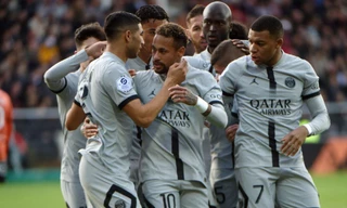 PSG hút chết trong ngày vắng Messi