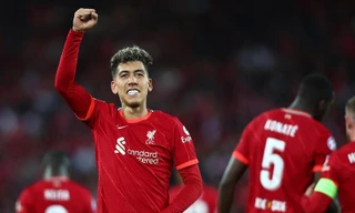 Gia hạn xong với Salah, Liverpool tính bán Firmino