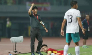 HLV Shin Tae-yong 'dằn mặt' U20 Việt Nam trước giờ đụng độ