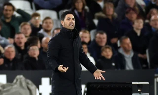 Arsenal thua bạc nhược, HLV Arteta mắng học trò