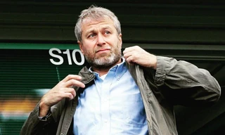 Chính phủ Anh cho Abramovich 'ân huệ' trong vụ đổi chủ Chelsea