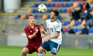 Nga mang theo 2 đội tuyển du đấu ở Việt Nam