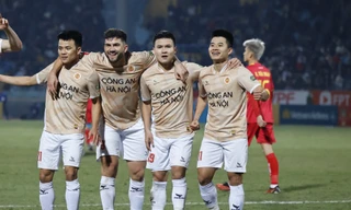 HLV Kiatisuk chia sẻ bí kíp giúp Quang Hải hồi sinh