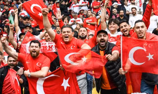 200.000 CĐV Thổ Nhĩ Kỳ khiến cảnh sát Đức lo lắng trước thềm tứ kết EURO 2024