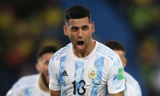 Thẳng tiến vào tứ kết, ngôi sao tuyển Argentina cảm ơn... Saudi Arabia