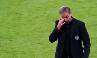 HLV tuyển Đan Mạch chỉ trích học trò 'đá không hết mình'