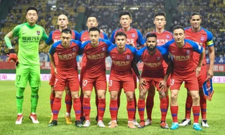 CLB giải Ngoại hạng Trung Quốc giải thể, cầu thủ đi làm shipper kiếm sống