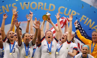 Chủ tịch FIFA bực bội vì bị ép giá bản quyền truyền hình World Cup