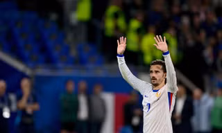 Griezmann giã từ đội tuyển Pháp, từ bỏ giấc mơ lập kỷ lục