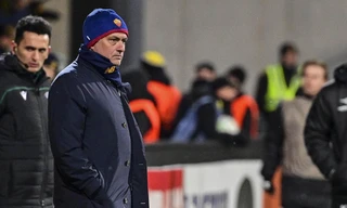 Roma thua ngược, Jose Mourinho lại tìm lý do đổ tại