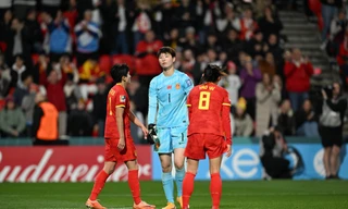 Ngôi sao ĐT nữ Trung Quốc: 'Hy vọng các đàn em không phải xấu hổ như chúng tôi'