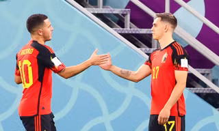 Hazard: 'Không hiểu vì sao Trossard hay thế mà vẫn phải dự bị cho tôi'