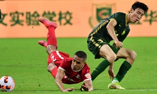Nhà cựu vô địch sắp bị giải thể, bóng đá Trung Quốc ngày càng 'teo tóp'