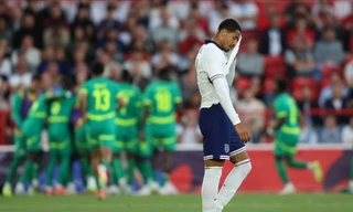 Đội tuyển Anh thua ngược bạc nhược, nhận thất bại lịch sử ngay trên sân nhà