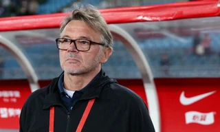 Philippe Troussier sẽ tái xuất ở vị trí HLV trưởng tuyển Trung Quốc?