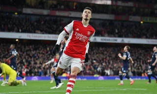 Nhẹ nhàng thắng derby, Arsenal vươn lên tốp 4