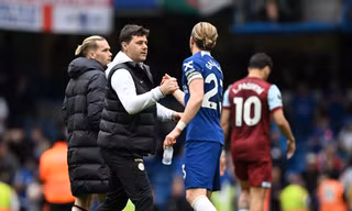 Chelsea vượt mặt MU, HLV Pochettino đặt mục tiêu dự cúp châu Âu