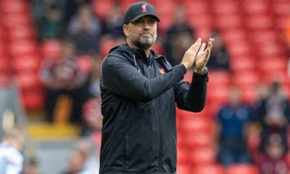 Bị Chelsea cầm hòa, HLV Liverpool quay sang khen đối thủ