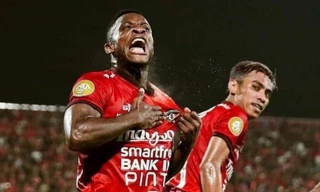 Trước vòng loại World Cup 2026, ĐT Campuchia lại nhập tịch cầu thủ