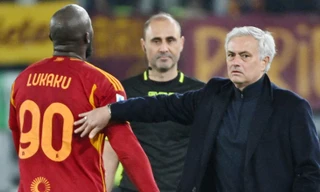 Mourinho bỏ họp báo để phản đối tấm thẻ đỏ của Lukaku