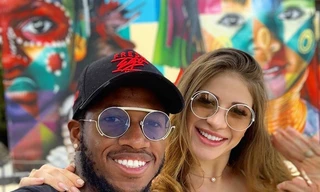 Vẻ đẹp bốc lửa của cô vợ kỹ sư hạt nhân nhà Fred