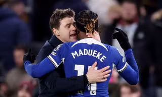 Chelsea thoát hiểm phút chót trước đội nhóm cuối