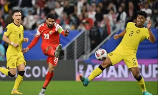 Gây gổ với HLV, tiền đạo tuyển Jordan bị AFC trừng phạt nặng nề