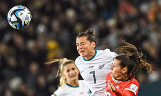 Tuyển nữ New Zealand đi vào lịch sử World Cup với kỷ lục đáng quên